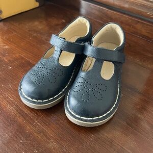 Boden girls Mary Jane shoes